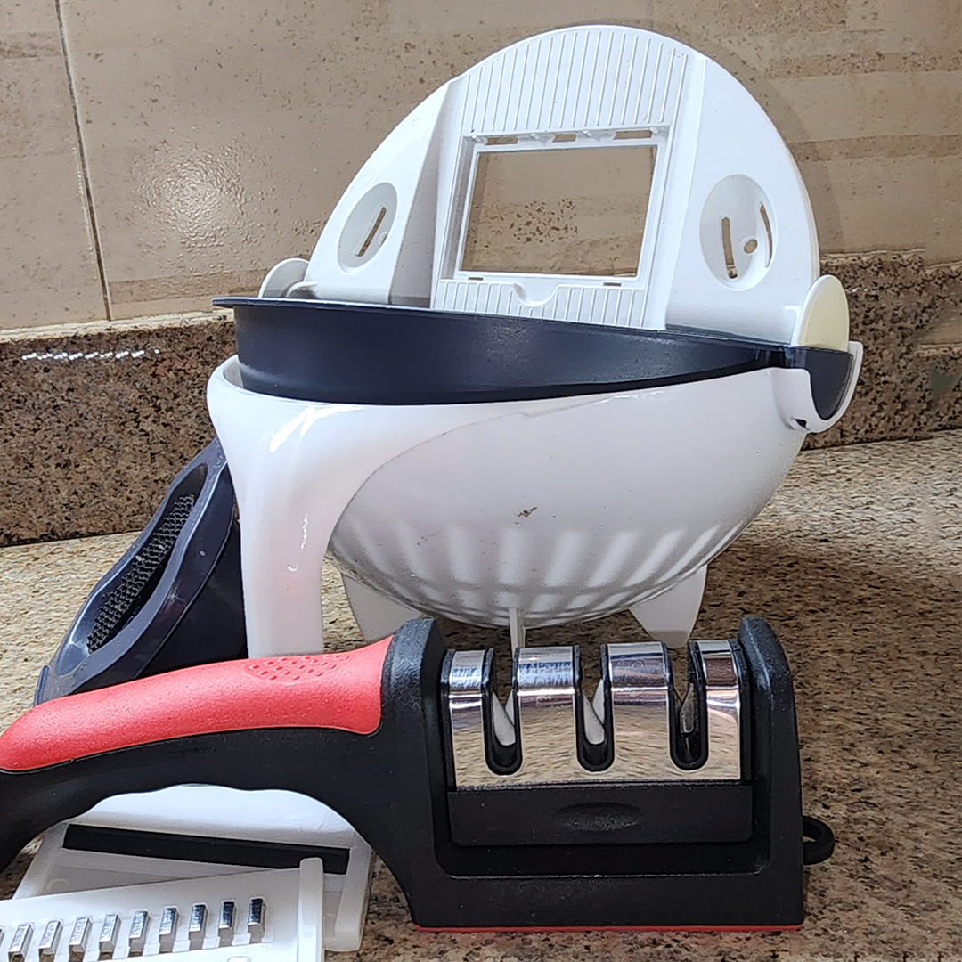 Combo 1 Rallador 9 En 1 + 1 Afilador